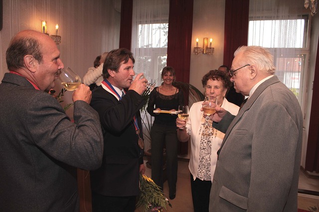 Diamantov svatba Brodcovi , Zho