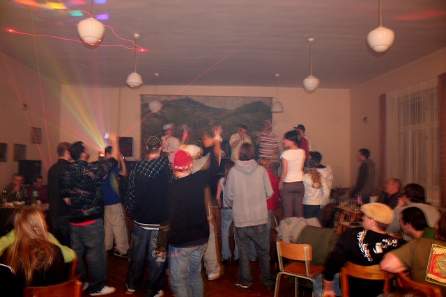 Prvn vystoupen Hip Hoper ve Vykovicch