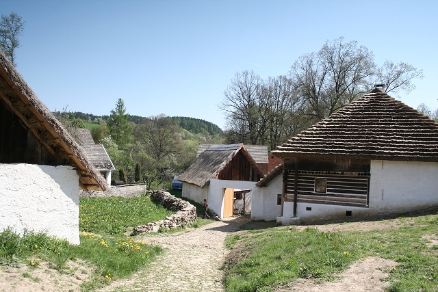 Vodn mln Hoslovice  ,kvten 2008