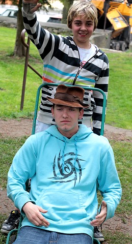 Mjka ve kyni v parku 2011