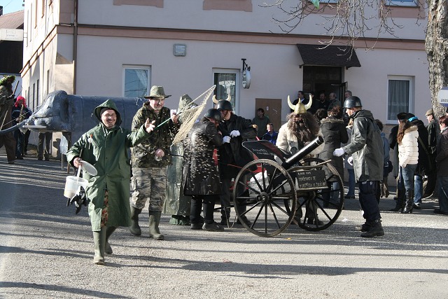 Masopust v Zlezly  3.2.2008