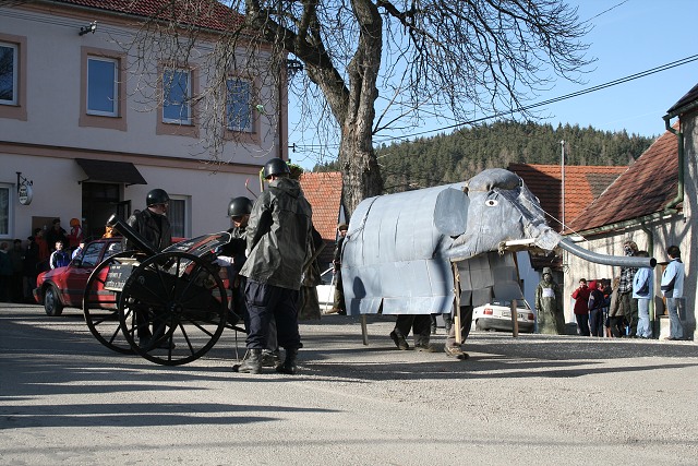 Masopust v Zlezly  3.2.2008