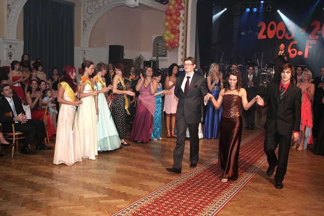 Maturitn ples 6 F Gymnzia Chomutov