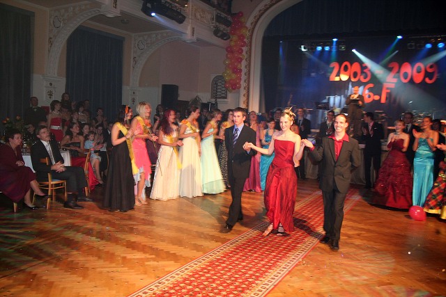 Maturitn ples 6 F Gymnzia Chomutov