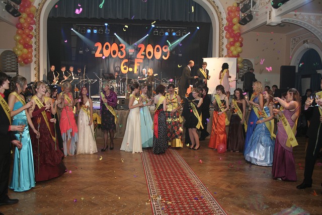 Maturitn ples 6 F Gymnzia Chomutov