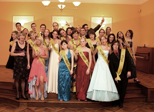 Maturitn ples 6 F Gymnzia Chomutov