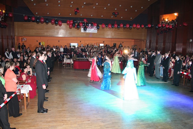 Maturitn ples Ga SOE Vimperk