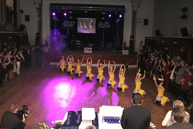 Maturitn ples 4SP A,B ve Strakonicch 6.3.2009