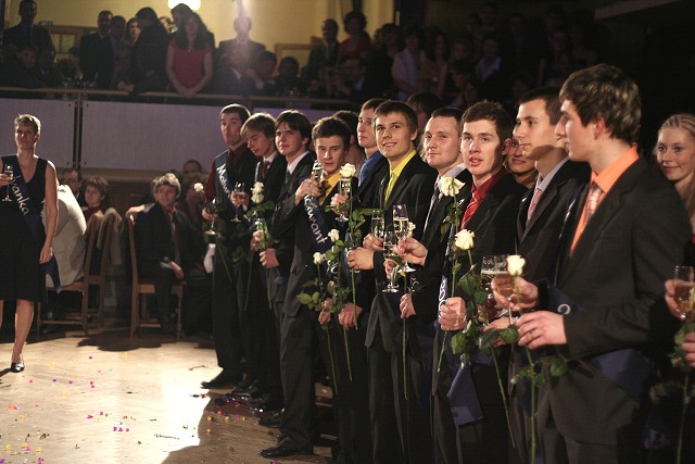 Maturitn ples 4SP A,B ve Strakonicch 6.3.2009