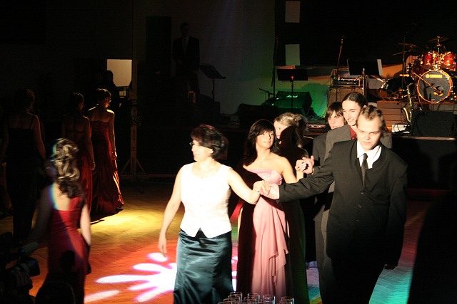 Maturitni ples 4B. Gymnazia Vimperk 22.2.2008