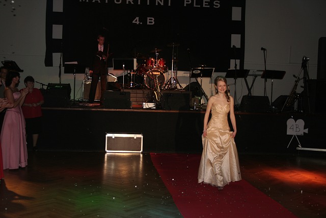 Maturitni ples 4B. Gymnazia Vimperk 22.2.2008