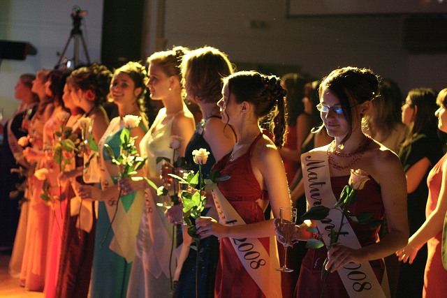 Maturitni ples 4B. Gymnazia Vimperk 22.2.2008