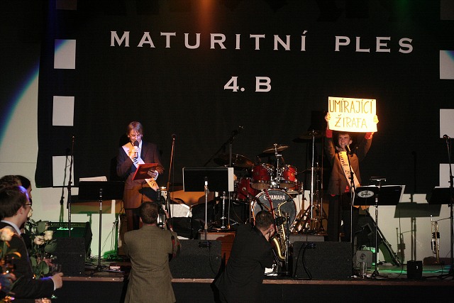 Maturitni ples 4B. Gymnazia Vimperk 22.2.2008