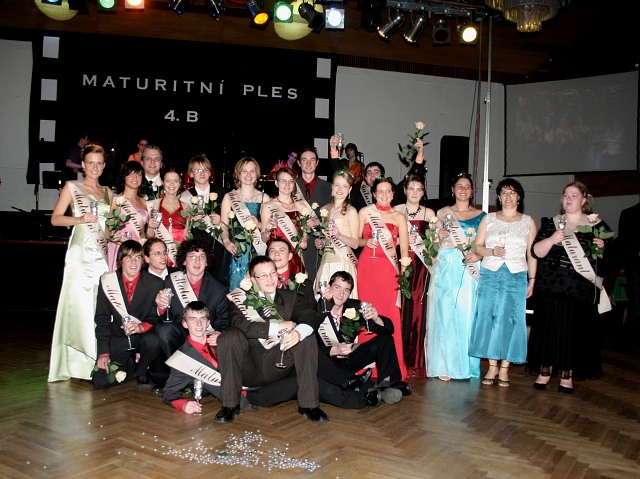Maturitni ples 4B. Gymnazia Vimperk 22.2.2008