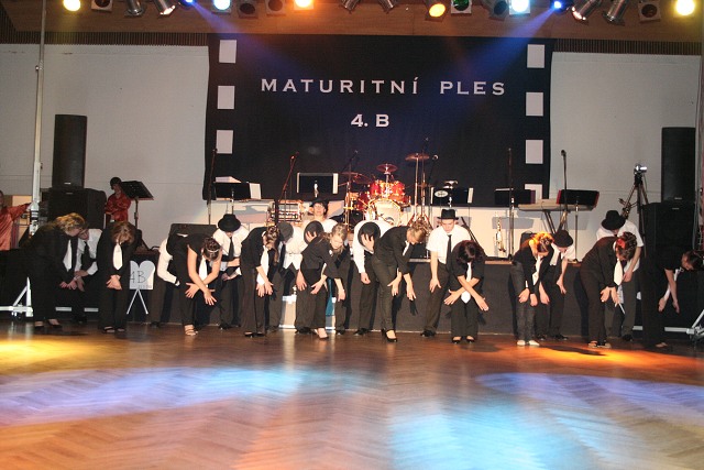 Maturitni ples 4B. Gymnazia Vimperk 22.2.2008