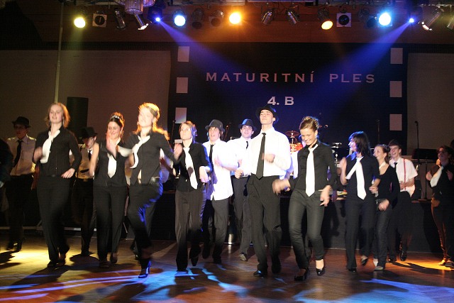 Maturitni ples 4B. Gymnazia Vimperk 22.2.2008