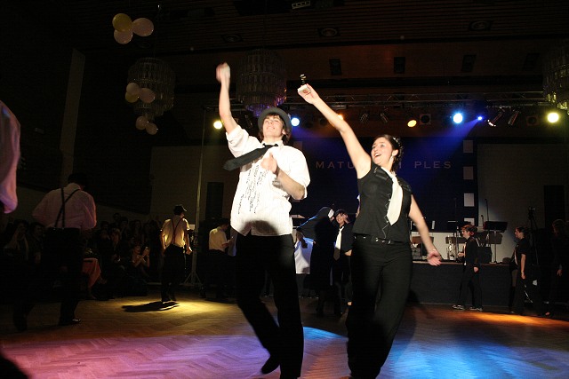 Maturitni ples 4B. Gymnazia Vimperk 22.2.2008