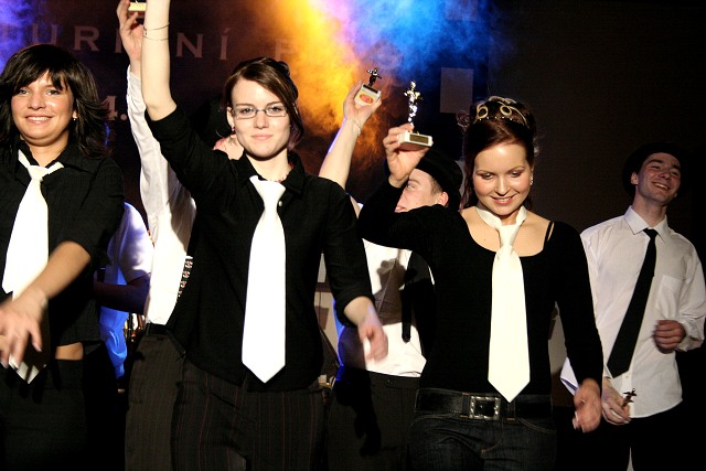 Maturitni ples 4B. Gymnazia Vimperk 22.2.2008