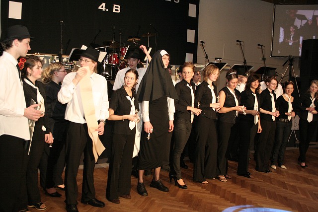 Maturitni ples 4B. Gymnazia Vimperk 22.2.2008