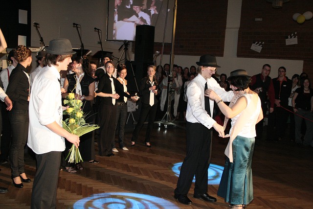 Maturitni ples 4B. Gymnazia Vimperk 22.2.2008