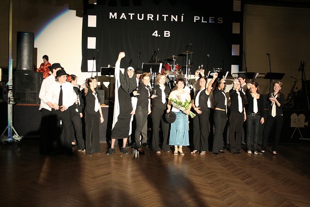 Maturitni ples 4B. Gymnazia Vimperk 22.2.2008