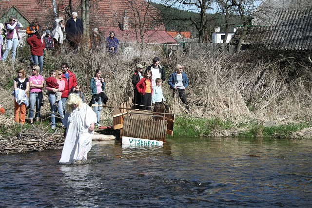 Neckyjda v Malenicch  8.4.2007