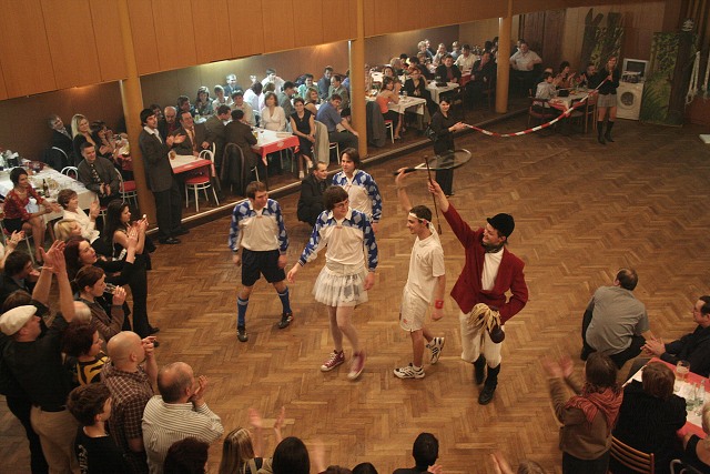 Vstoupen KOS na sportovnm plese ve kyni 20.1.2007
