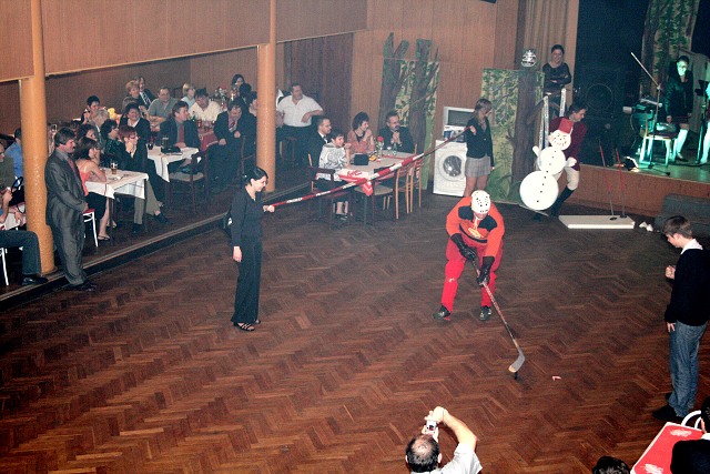 Vstoupen KOS na sportovnm plese ve kyni 20.1.2007