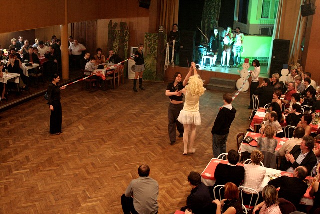 Vstoupen KOS na sportovnm plese ve kyni 20.1.2007