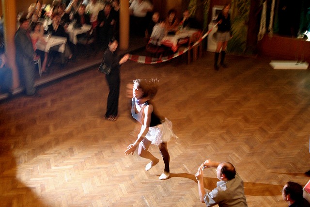 Vstoupen KOS na sportovnm plese ve kyni 20.1.2007