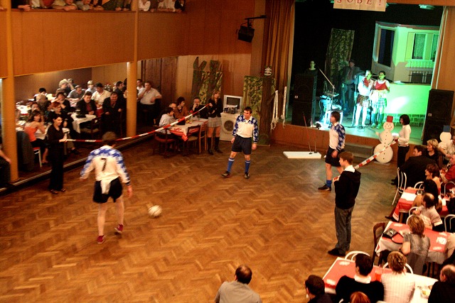 Vstoupen KOS na sportovnm plese ve kyni 20.1.2007