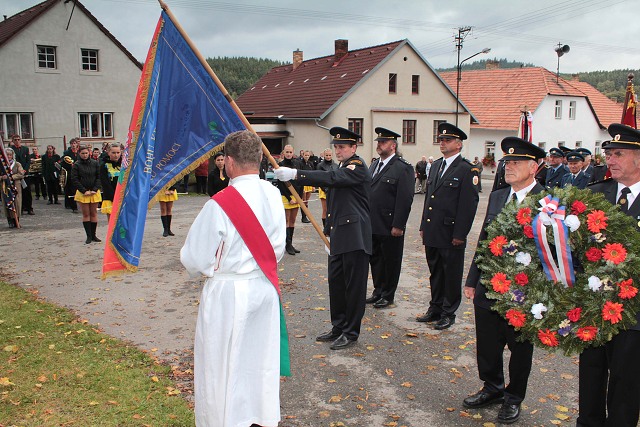 Svcen novho praporu SDH Budilov 26.9.10