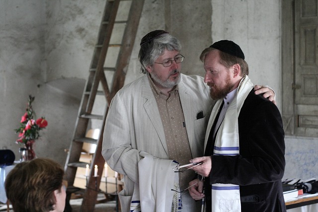 180 let vro synagogy ve kyni